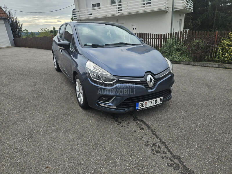 Renault Clio 