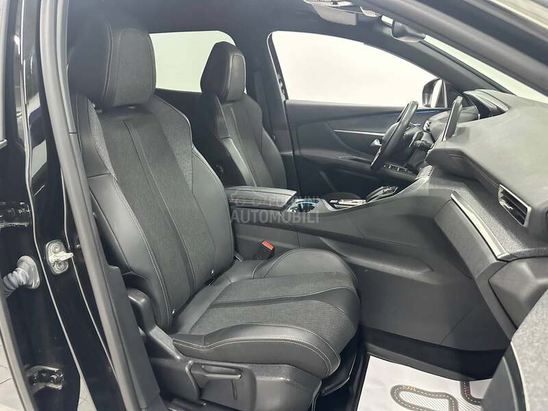 Peugeot 3008 1.2i GT LINE AUT