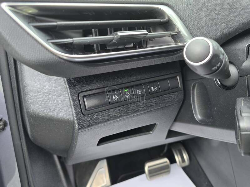 Peugeot 3008 GT Hybrid4/300/4x4