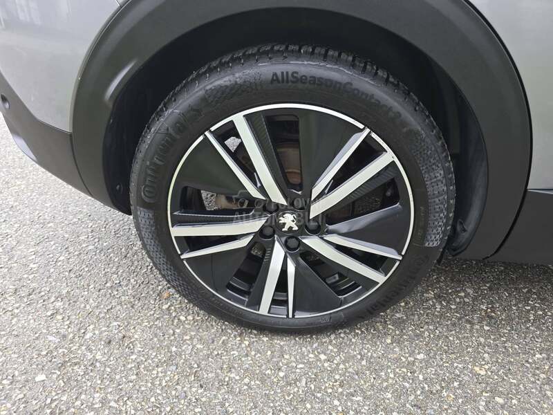 Peugeot 3008 GT Hybrid4/300/4x4