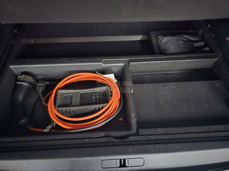 Peugeot 3008 GT Hybrid4/300/4x4