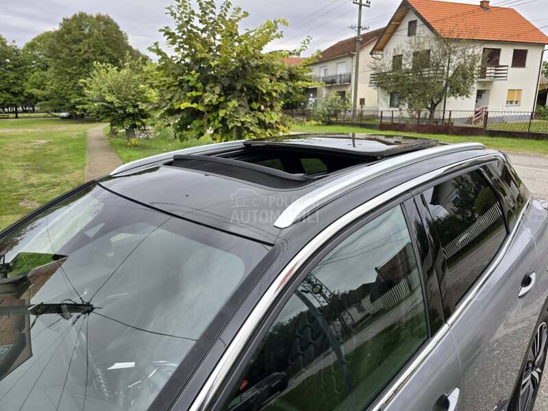 Peugeot 3008 GT Hybrid4/300/4x4