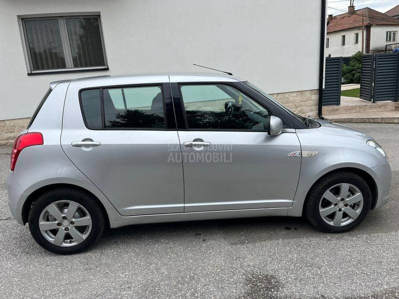 Suzuki Swift 1.3 nav. CH