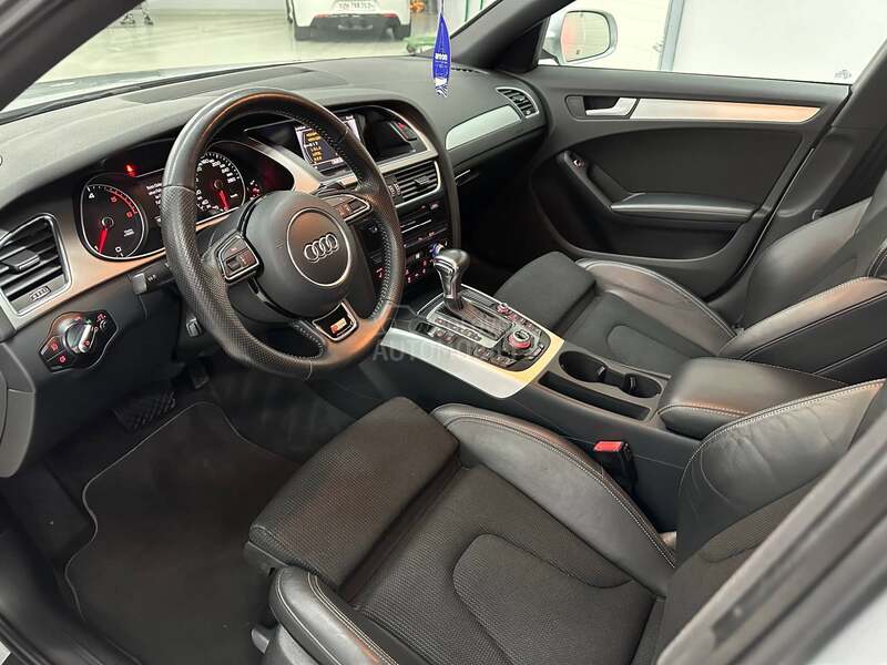 Audi A4 2.0 TDI SLINE