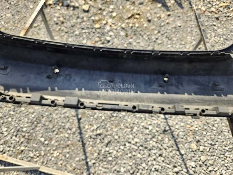 A6 4G5 LIMUZINA BRANIK ZADNJI