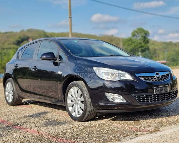 Opel Astra J 1.4 ben.CH