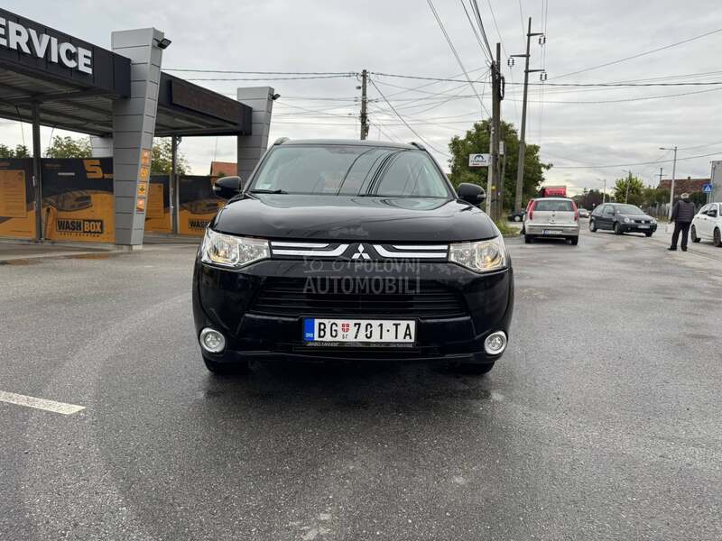 Mitsubishi Outlander 