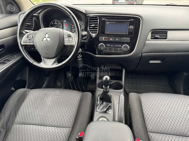 Mitsubishi Outlander 