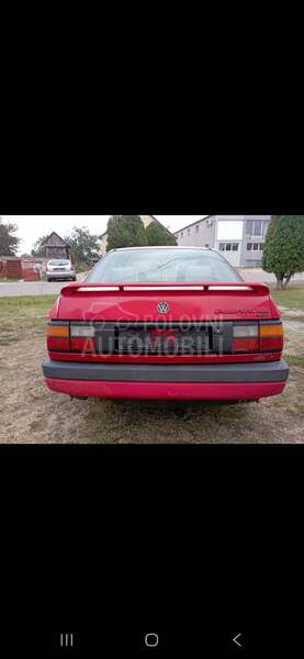 Volkswagen Passat B3 2.0-16v