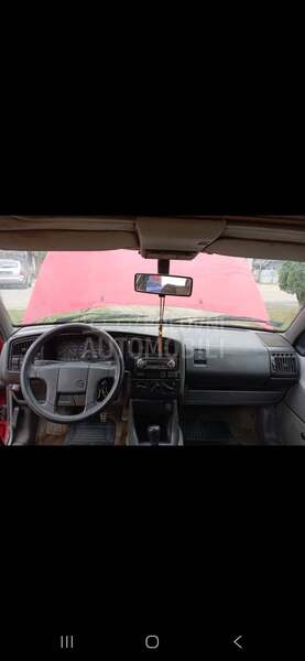 Volkswagen Passat B3 2.0-16v