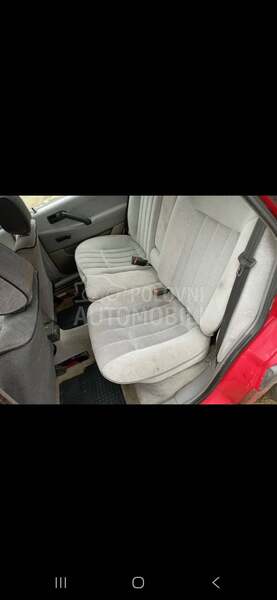Volkswagen Passat B3 2.0-16v