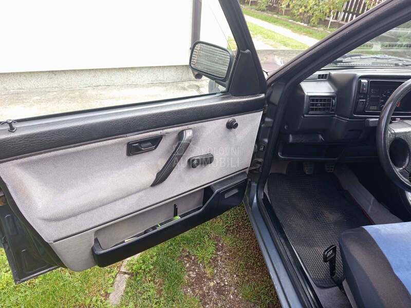 Volkswagen Golf 2 1.6