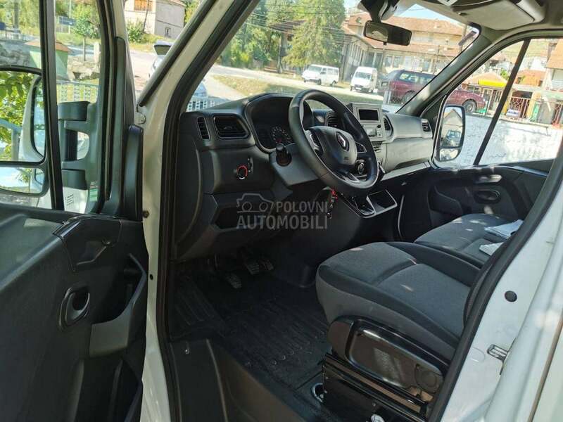 Renault Master 2.3