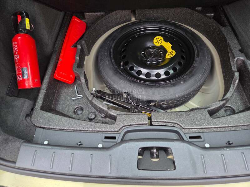 Volvo V50 1.6D FABRIKA