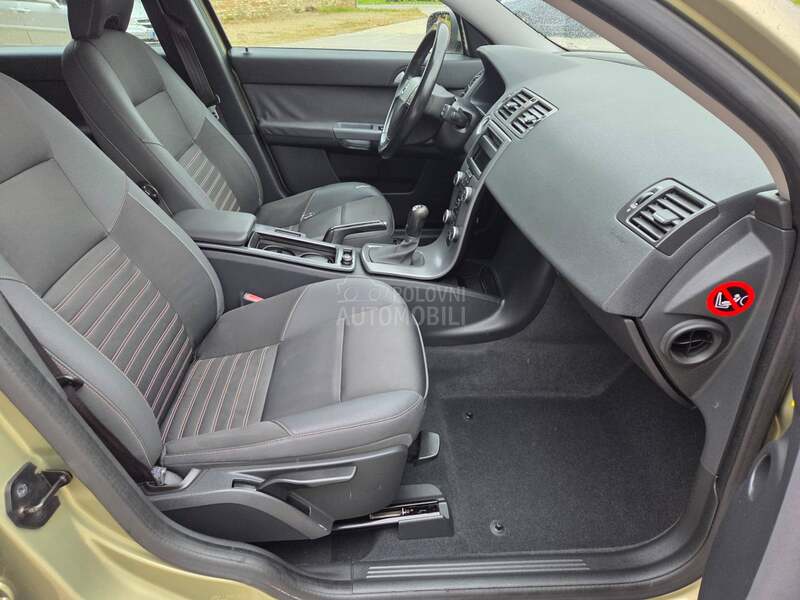 Volvo V50 1.6D FABRIKA