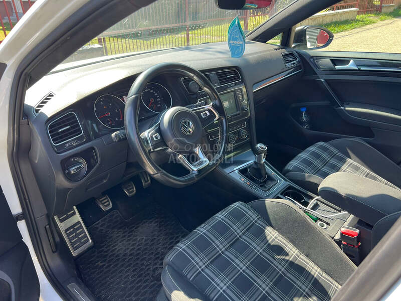 Volkswagen Golf 7 GTD