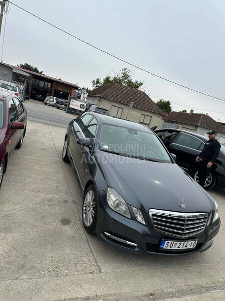 Mercedes Benz E 250 Elegance