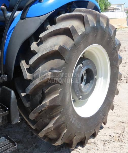 New Holland TD5040