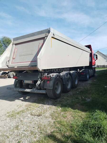 Schwarzmuller aluminiumska