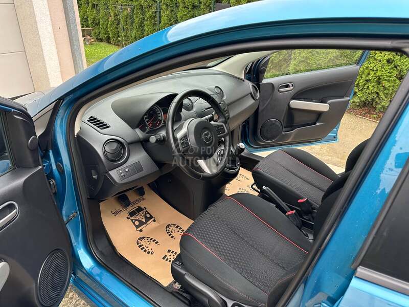Mazda 2 1.5  GTA SPORT CH