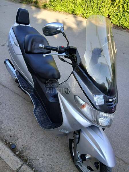 Suzuki Burgman 250