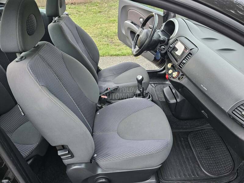 Nissan Micra 