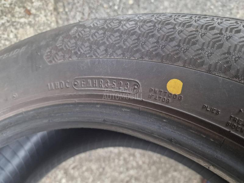 Falken 235/60 R18 Zimska