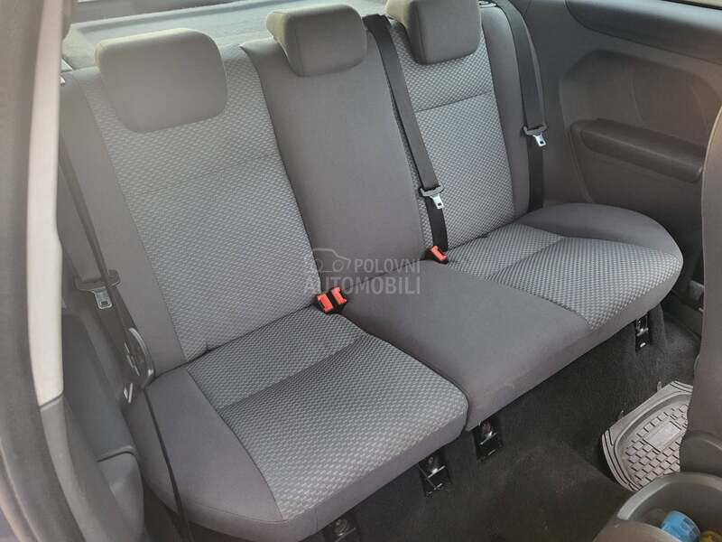 Ford Focus P R E L E P