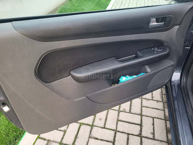 Ford Focus P R E L E P