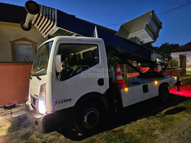 Nissan CABSTAR