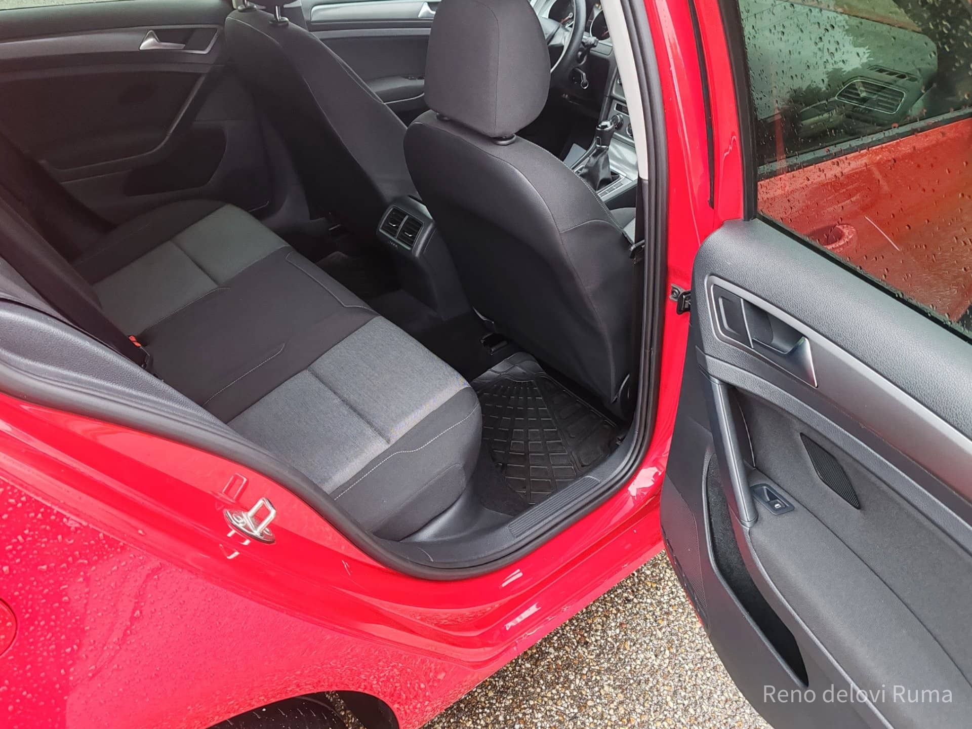 Volkswagen Golf 7 1.6 tdi