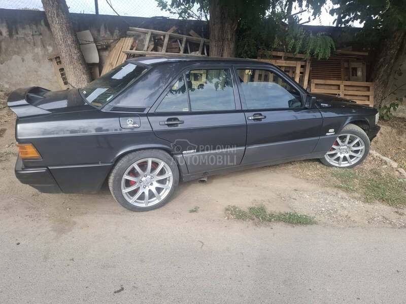 Mercedes Benz 190 1800