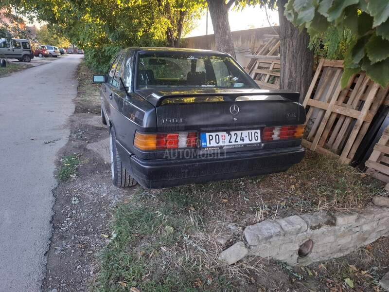 Mercedes Benz 190 1800