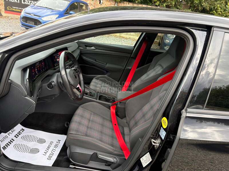 Volkswagen Golf 8 