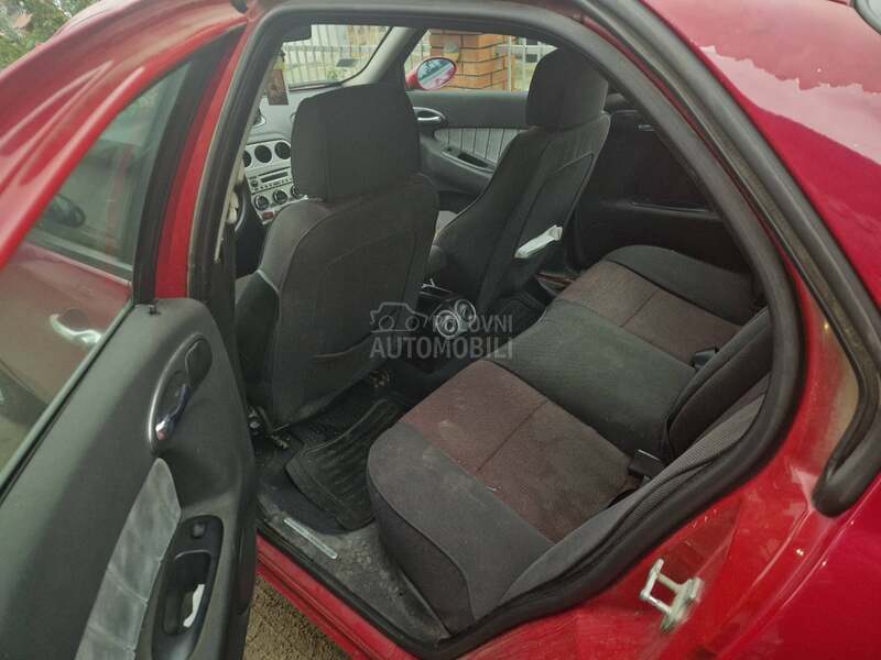 Alfa Romeo 156 