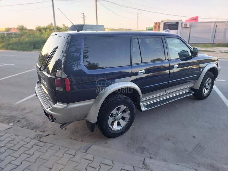 Mitsubishi Pajero Sport 2.5 TDI