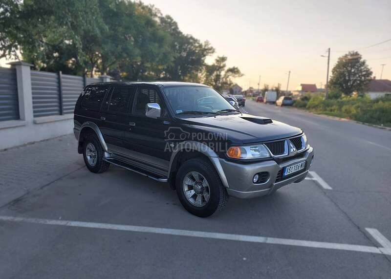 Mitsubishi Pajero Sport 2.5 TDI