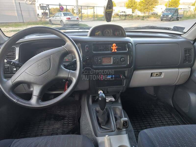Mitsubishi Pajero Sport 2.5 TDI
