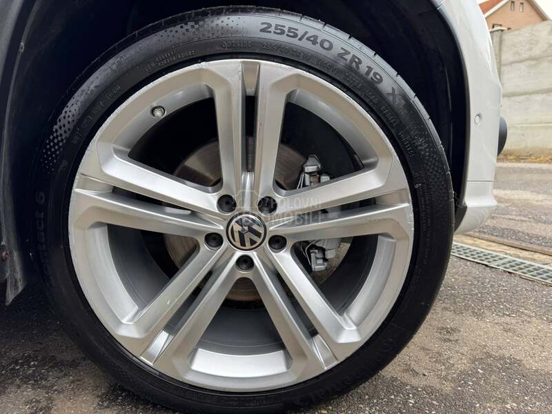 Volkswagen Tiguan 3x R LINE DSG CH