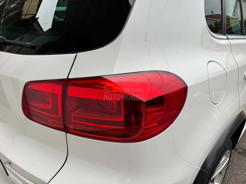Volkswagen Tiguan 3x R LINE DSG CH