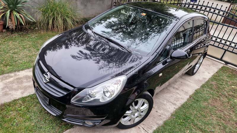 Opel Corsa D 1.4/ENJOY/CH