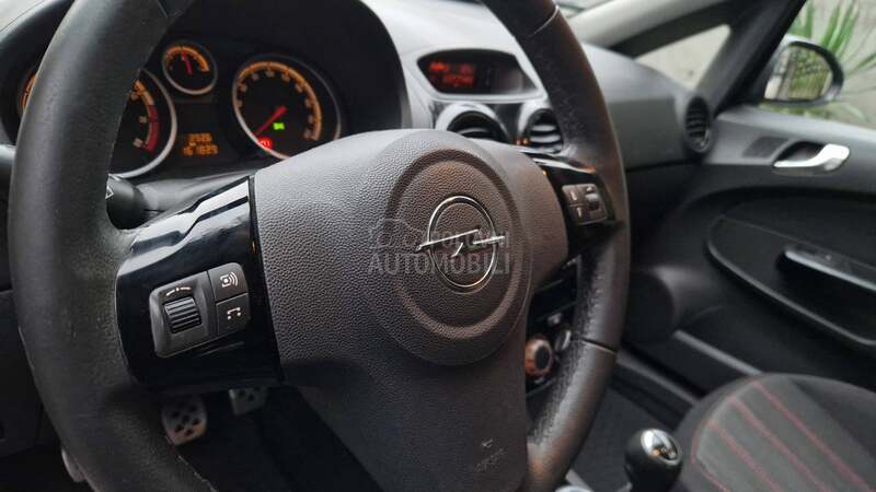 Opel Corsa D 1.4/ENJOY/CH