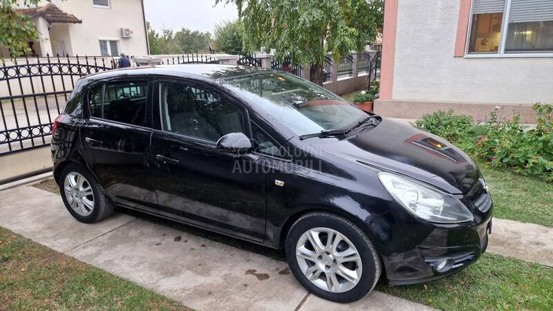 Opel Corsa D 1.4/ENJOY/CH