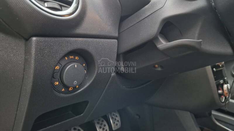 Opel Corsa D 1.4/ENJOY/CH