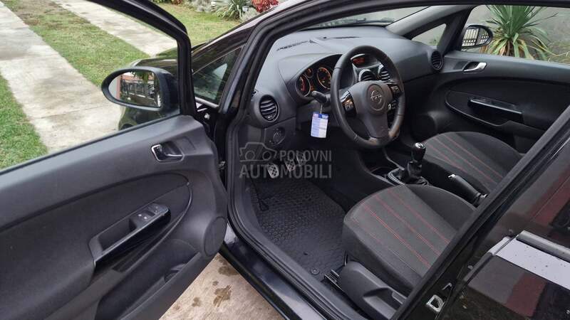 Opel Corsa D 1.4/ENJOY/CH
