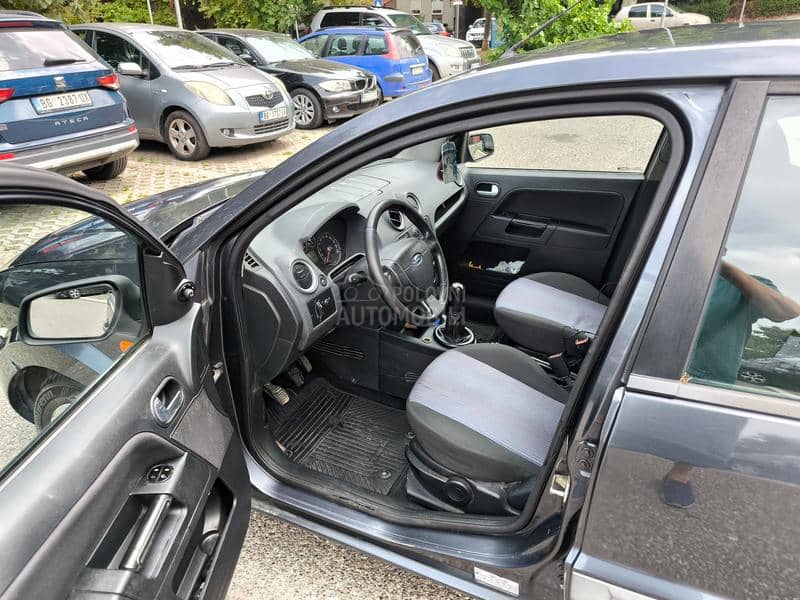 Ford Fusion 1.4 TDCI