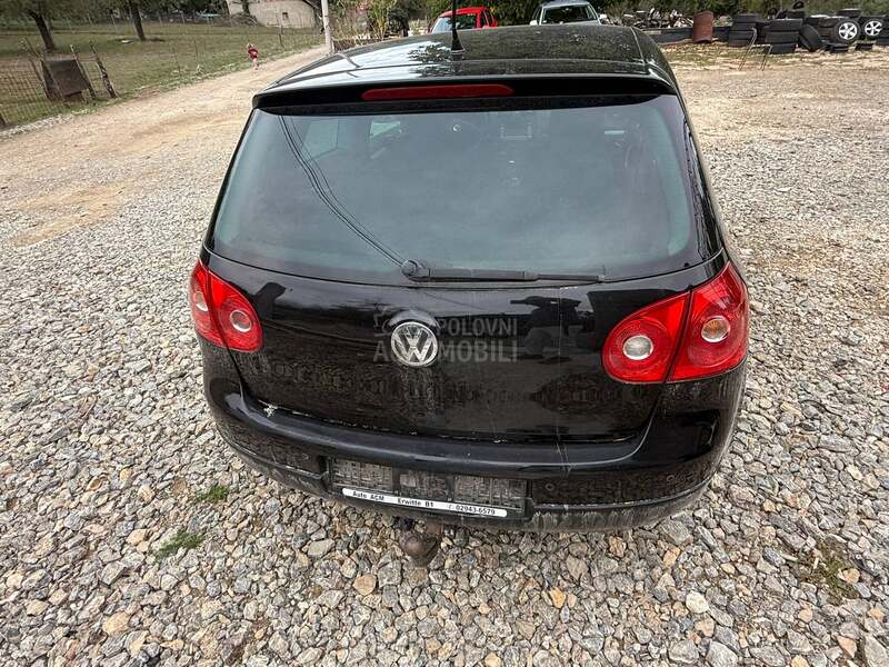 Volkswagen Golf 5 Delovi 2007. god. -  kompletan auto u delovima