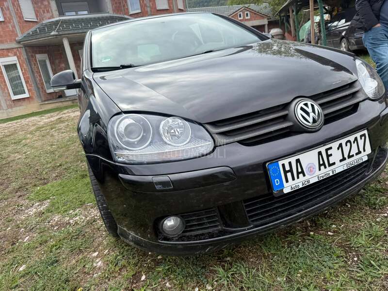 Volkswagen Golf 5 Delovi 2007. god. -  kompletan auto u delovima