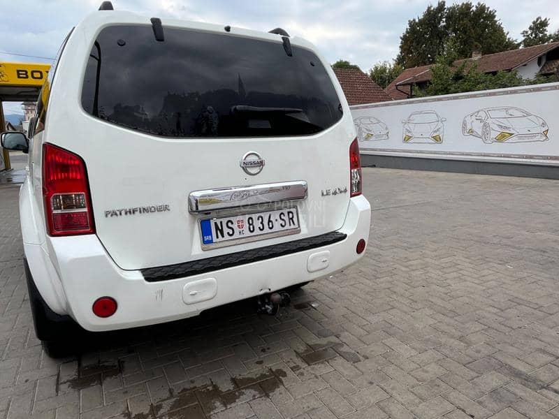 Nissan Pathfinder 2.5 dci