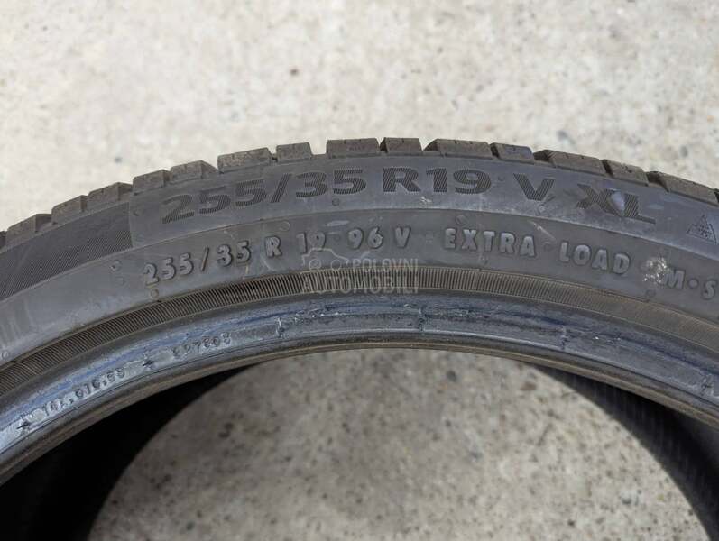 Continental 255/35 R19 Zimska